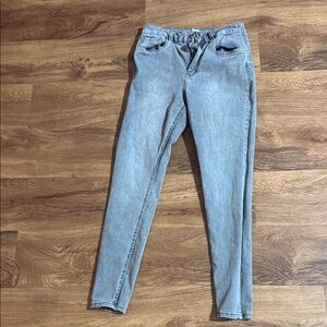 Rue21 Gray Jeggings with Sleek Fit